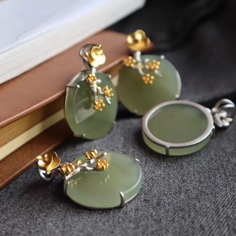 Sterling Silver Gold Plated Hotian Jade Pendant Necklace